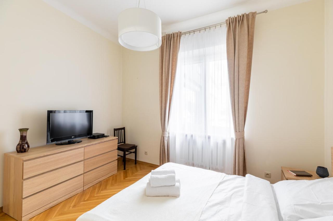 P&O Serviced Apartments Plac Konstytucji Warsaw Exterior photo