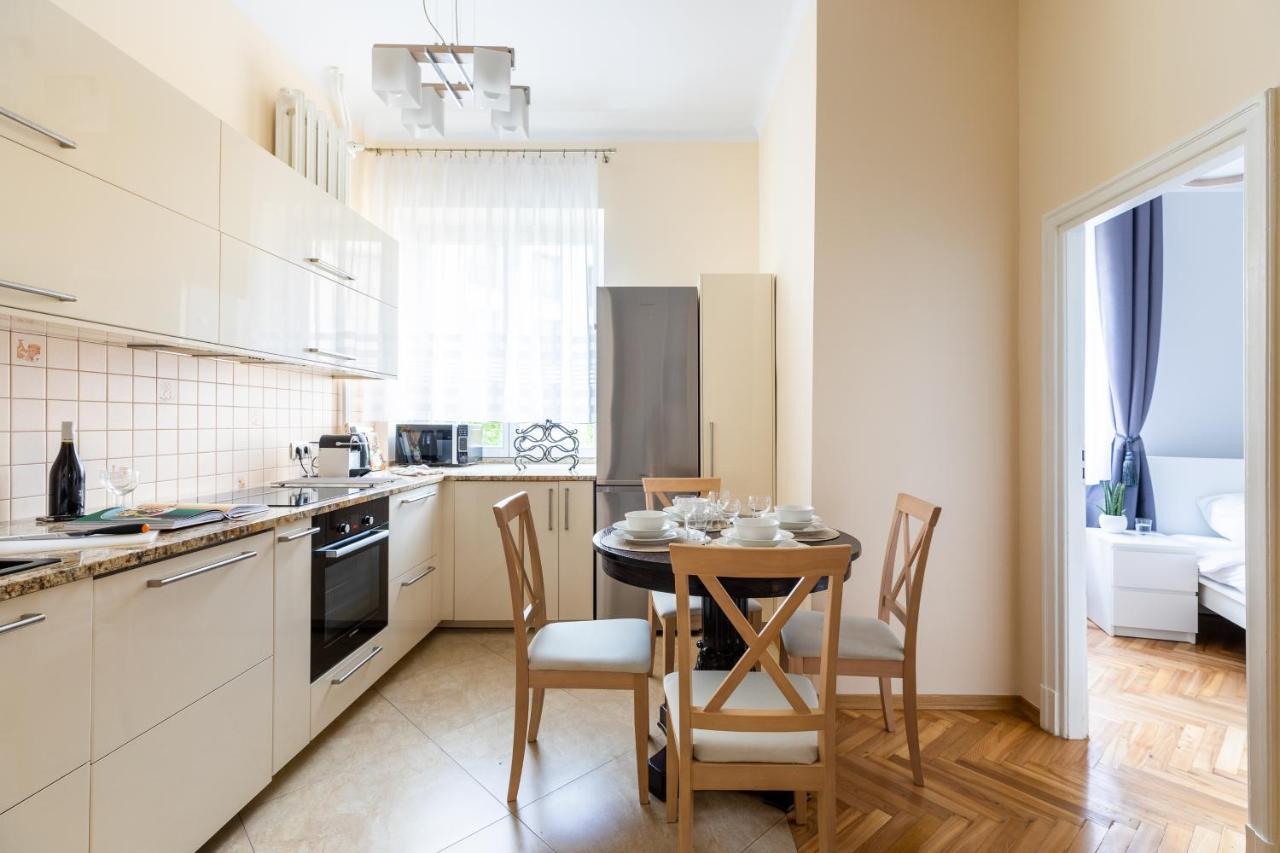 P&O Serviced Apartments Plac Konstytucji Warsaw Exterior photo
